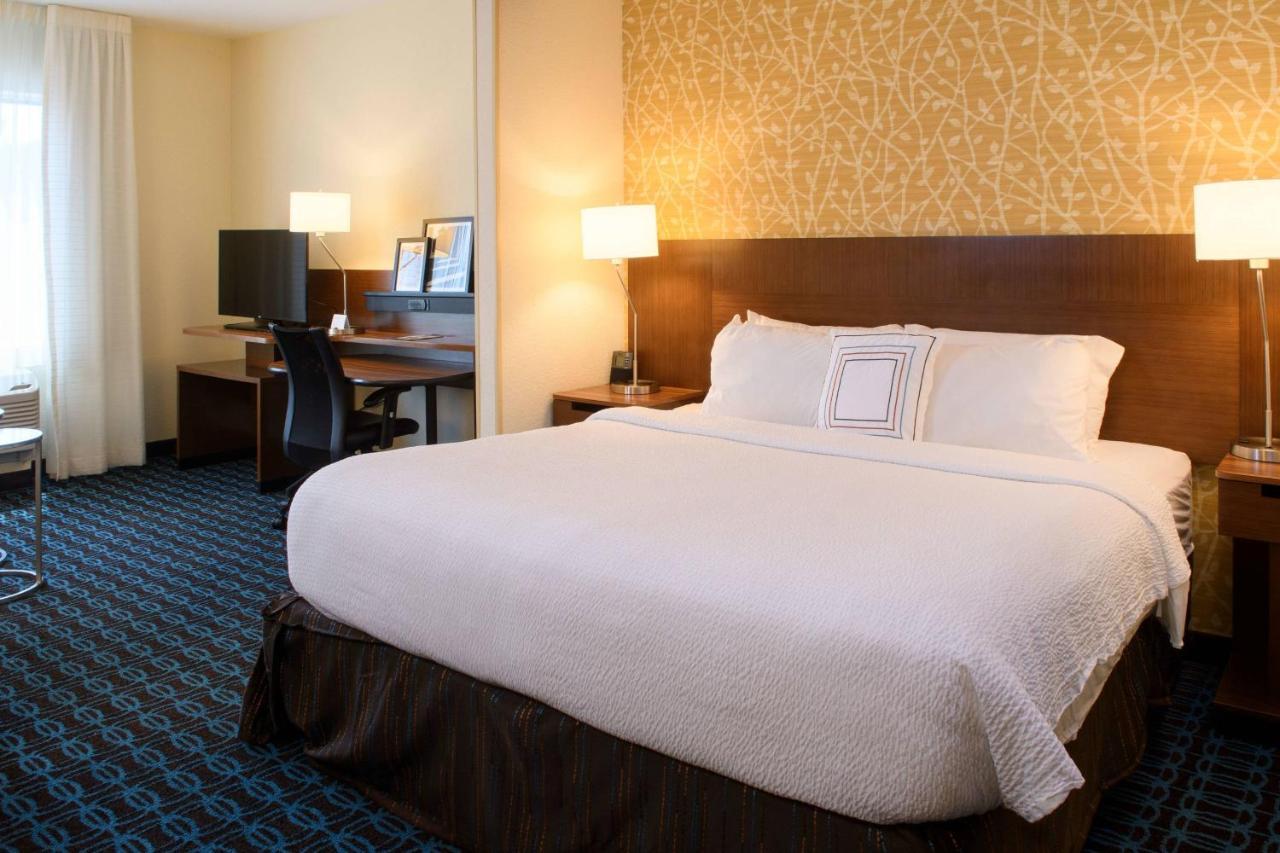 Fairfield Inn & Suites By Marriott Richmond Ашленд Экстерьер фото