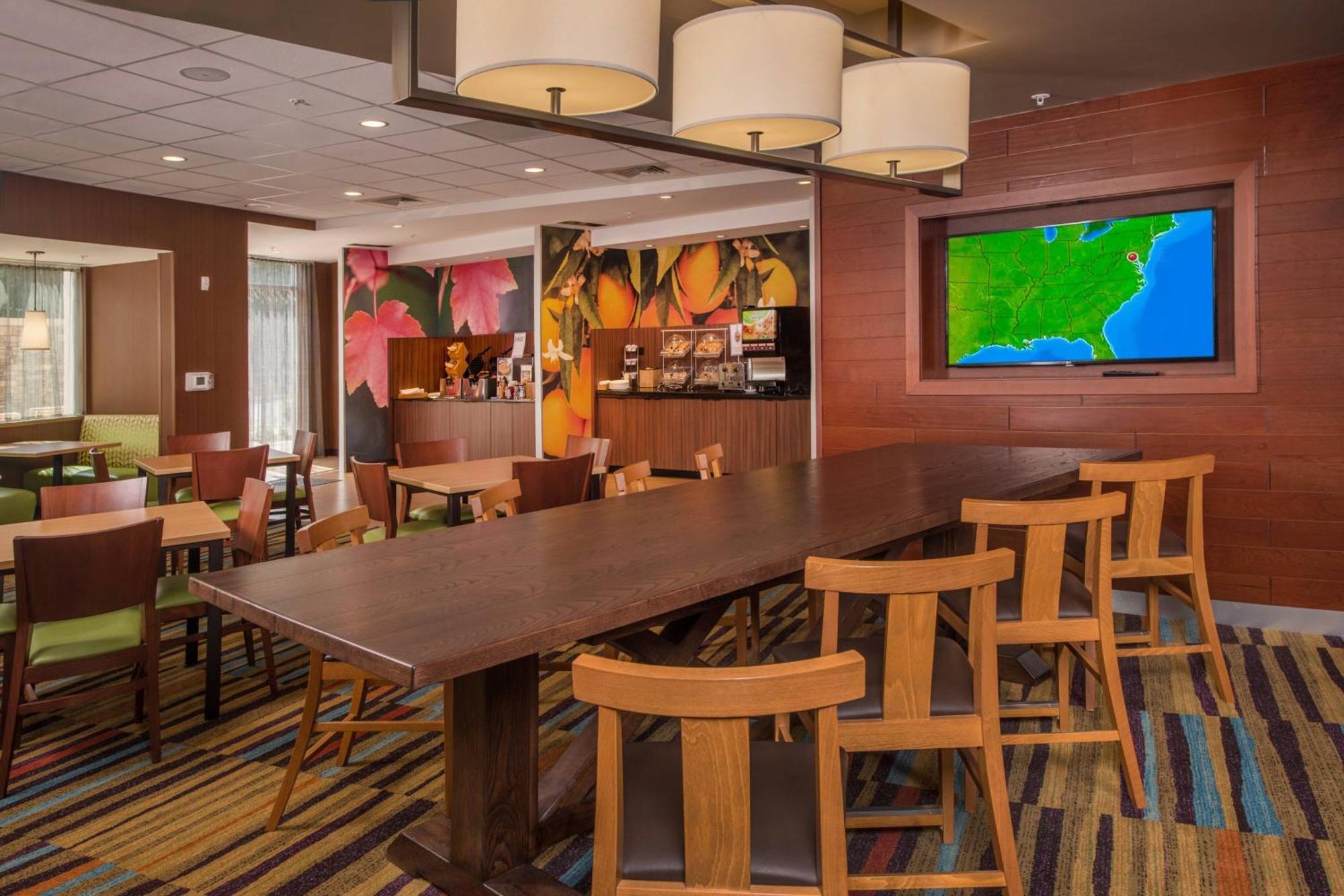 Fairfield Inn & Suites By Marriott Richmond Ашленд Экстерьер фото